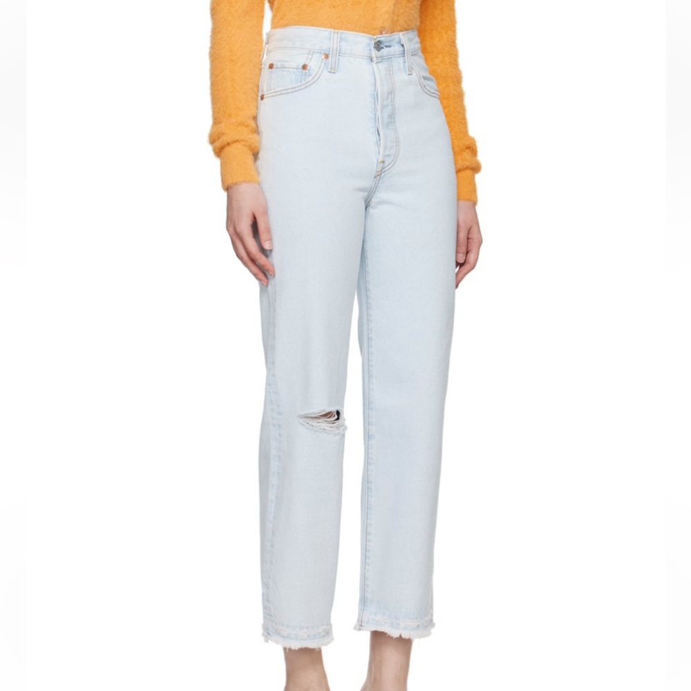 Levi's® Premium RIBCAGE STRAIGHT ANKLE JEANS in Light Wash Size 30